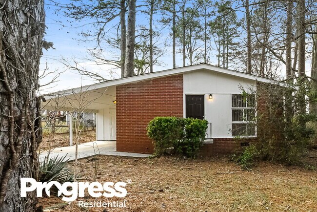 Building Photo - 645 Melrose Dr