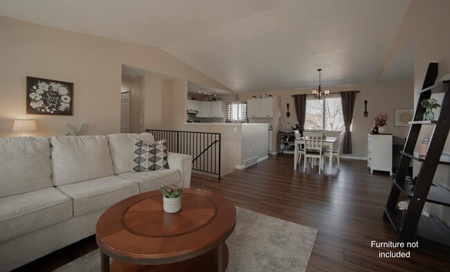 Building Photo - 5140 Mayweed Ct