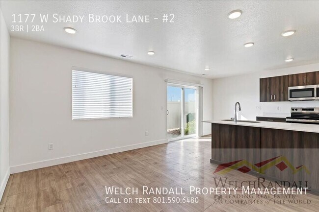 Foto del edificio - 1177 Shady Brook Ln S