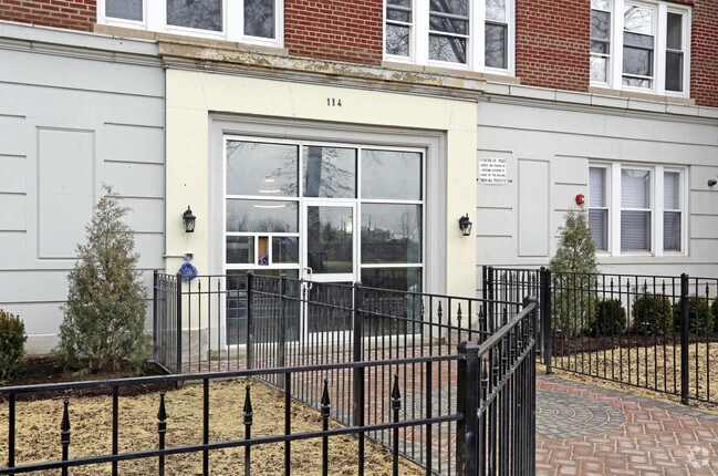 Foto del edificio - Arlington Park