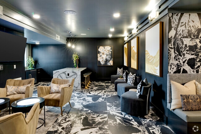 Speakeasy / Library Lounge - Echo Biltmore