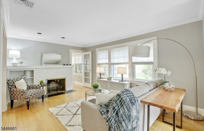 Foto del edificio - 14 Edgewood Terrace