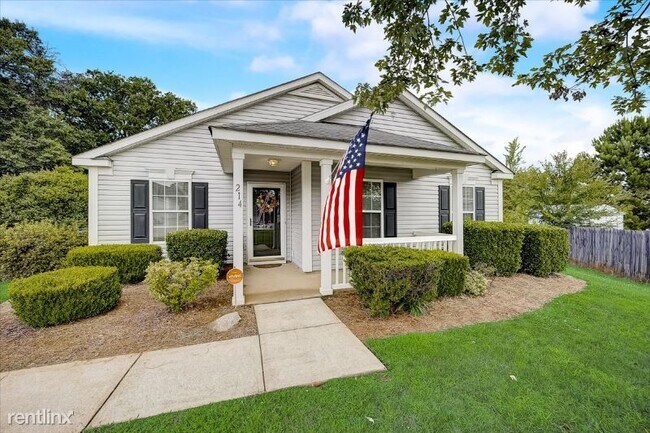 Building Photo - 3 br, 2 bath House - 214 Seven Pines Ct