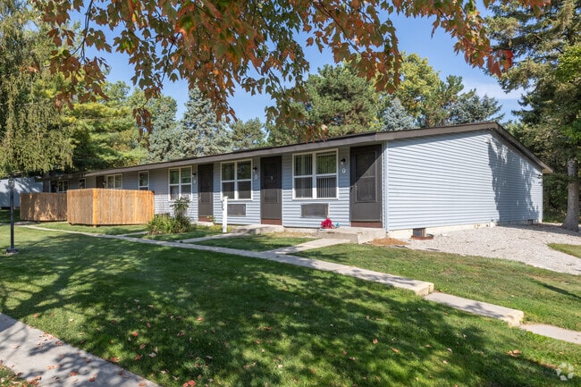 Building Photo - Aspen Grove ~ Discover the Simplicity of Cottage Living on the River