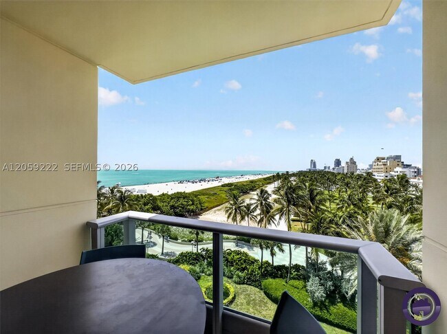 Building Photo - 1455 Ocean 704