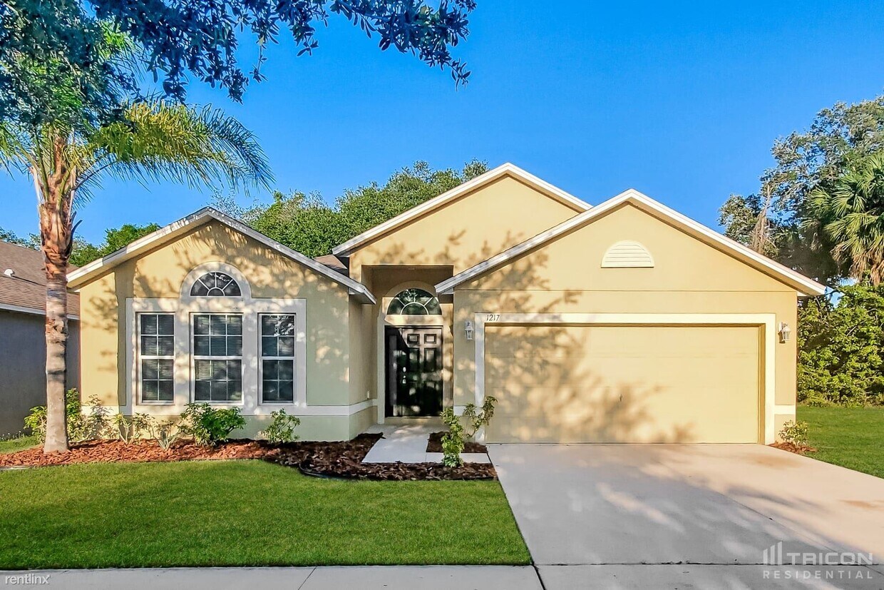 1217 Sheridan Bay Dr, Ruskin, FL 33570 House Rental in Ruskin, FL
