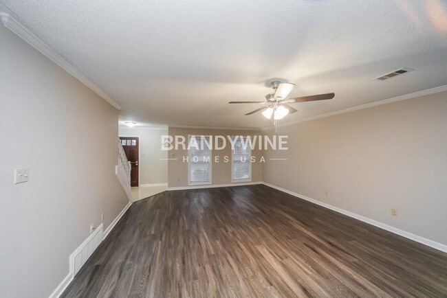 Building Photo - 7726 Killdeer Ln