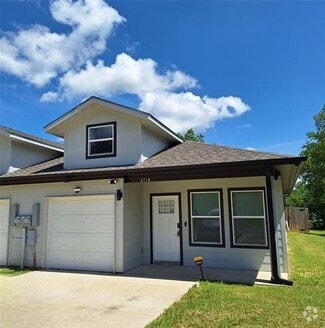 Building Photo - 3118 Hemphill St