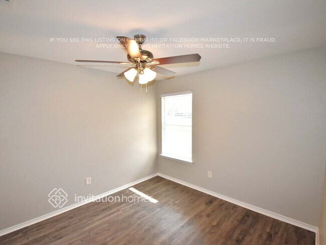 Foto del edificio - 5525 Royal Meadow Ln