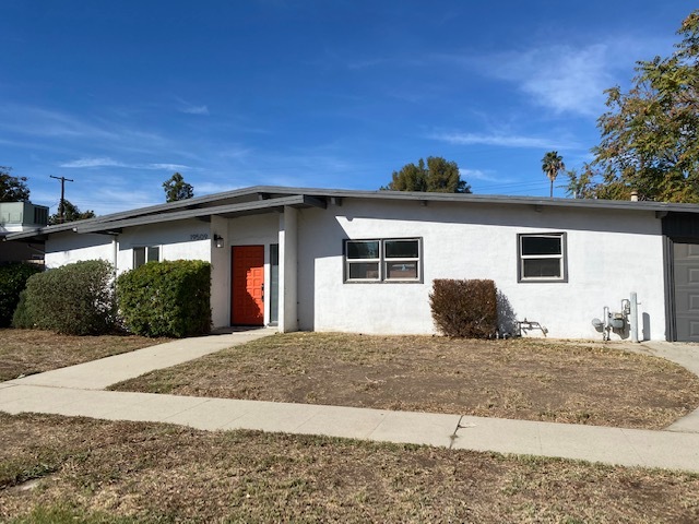 Primary Photo - 19509 Hemmingway St