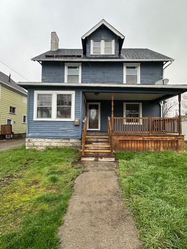 Building Photo - 122 W 27th St