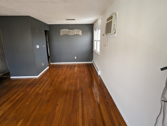 Building Photo - 139 74th St