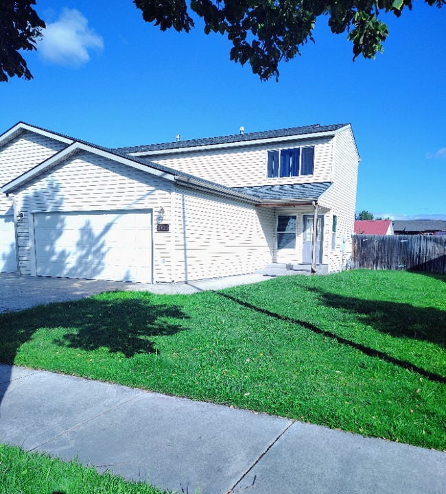 Building Photo - 2325 Merganser Dr