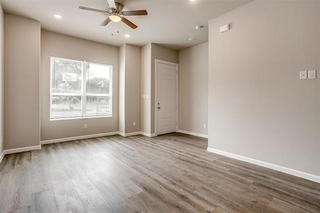 Foto del edificio - 1425 Evans Ave