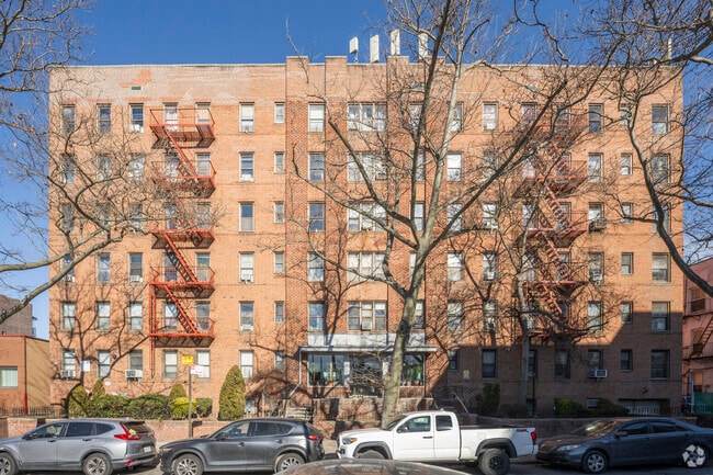 Building Photo - 359 Ovington Avenue