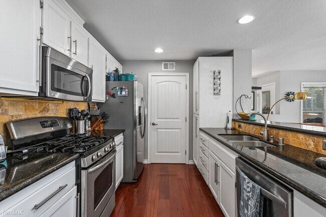 Foto del edificio - 2 br, 2 bath Townhome - 5030 Gavilan Way 40