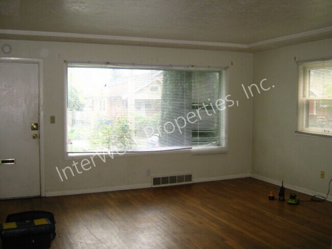 Building Photo - MCCAR