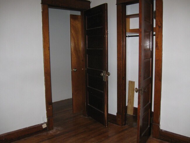 Foto del edificio - **New Flooring!** Jackson Street House for Rent!