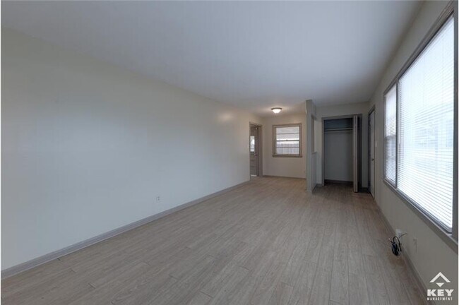 Foto del edificio - 953 S Doreen St