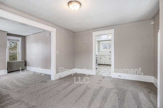 Foto del edificio - 247 Sweet St NE