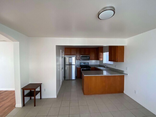 Foto del edificio - 762 W 21st St