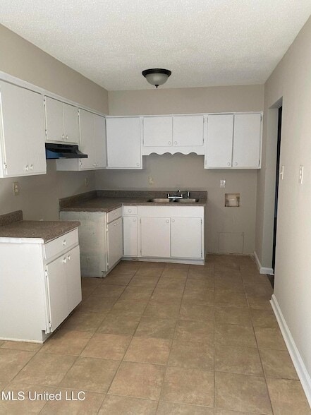 Photo - 7510 Rockingham Drive Unit House
