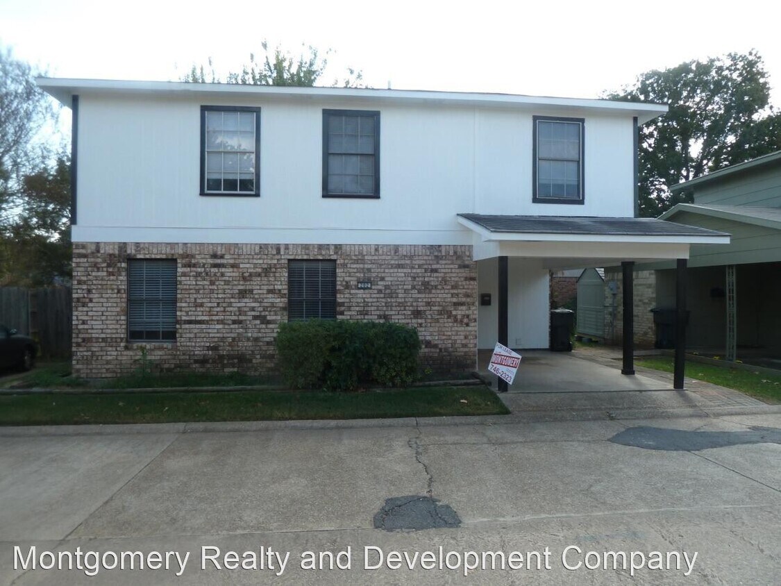 Primary Photo - 3 br, 1.5 bath House - 202 Bourbon Street