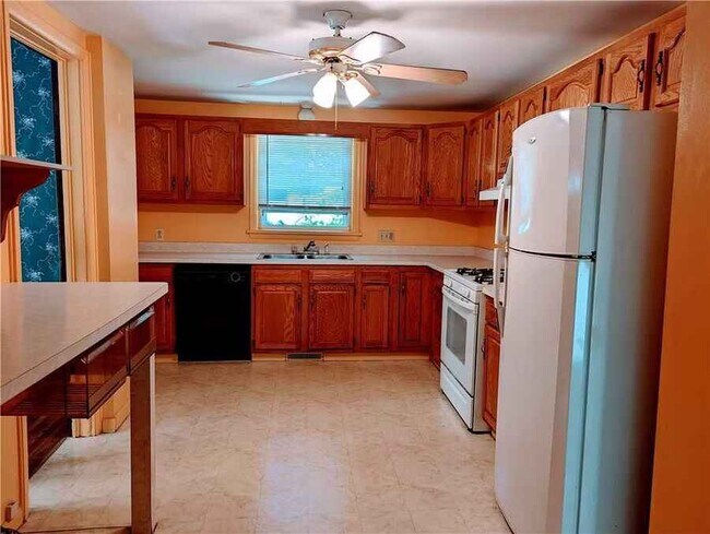 Foto del edificio - 111 Bidwell Terrace