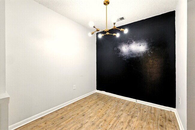 Foto del edificio - Welcome to Your New Home in the Heart of Denver!