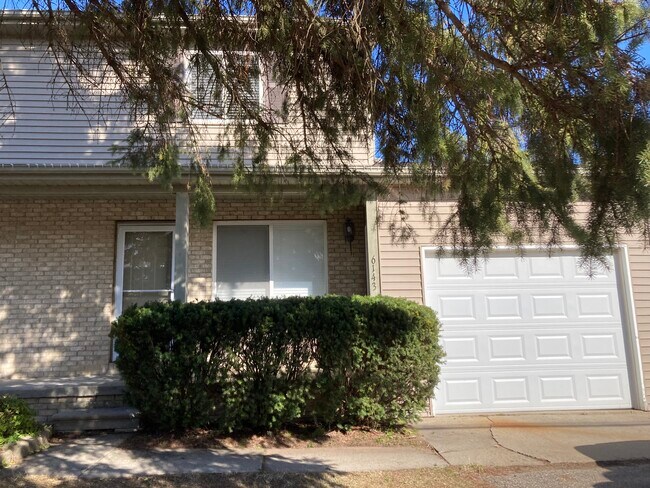 Building Photo - 6143 Porter Rd