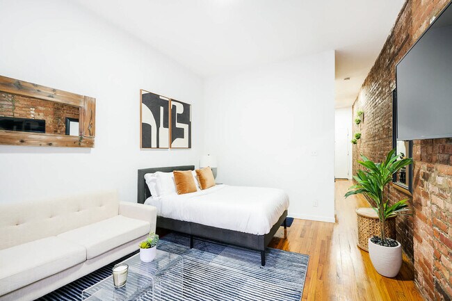 Foto del edificio - 240 E 26th St