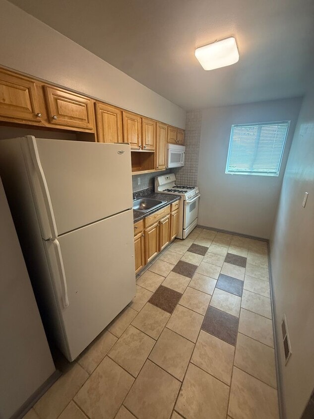 Photo - 3405 Frankford Ave