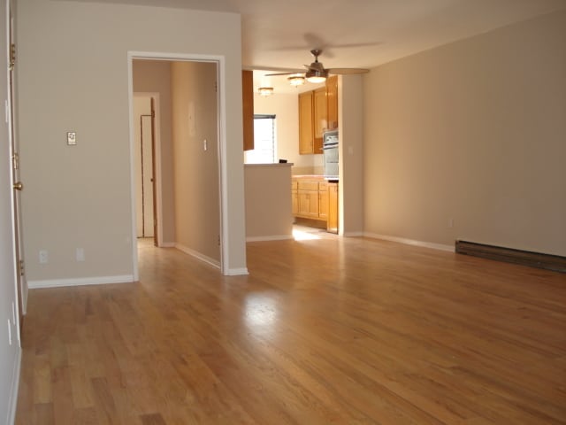 Foto del edificio - 8664 Chalmers Dr