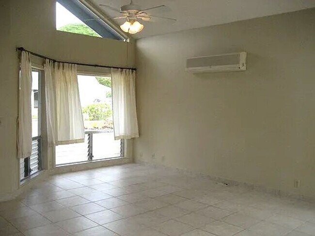 Foto del edificio - Beautiful single family home in The Bluffs...