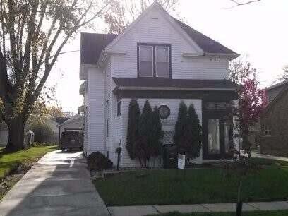 Primary Photo - 811 4th St SE