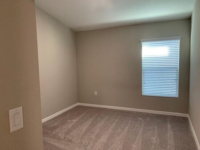 Building Photo - 4415 Quartz Ct