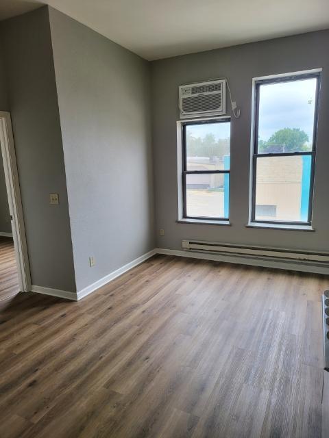 Foto del edificio - 110 S Webster Ave