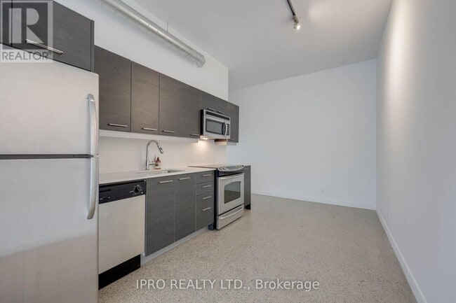 Photo du bâtiment - 510-510 King St E