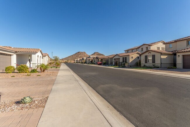 Foto del edificio - Gorgeous 4-Bedroom, 3.5-Bath Home in Peori...