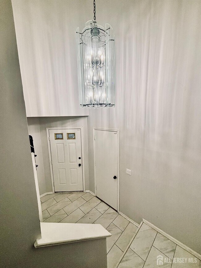 Foto del edificio - 1 Upperbrook Ct