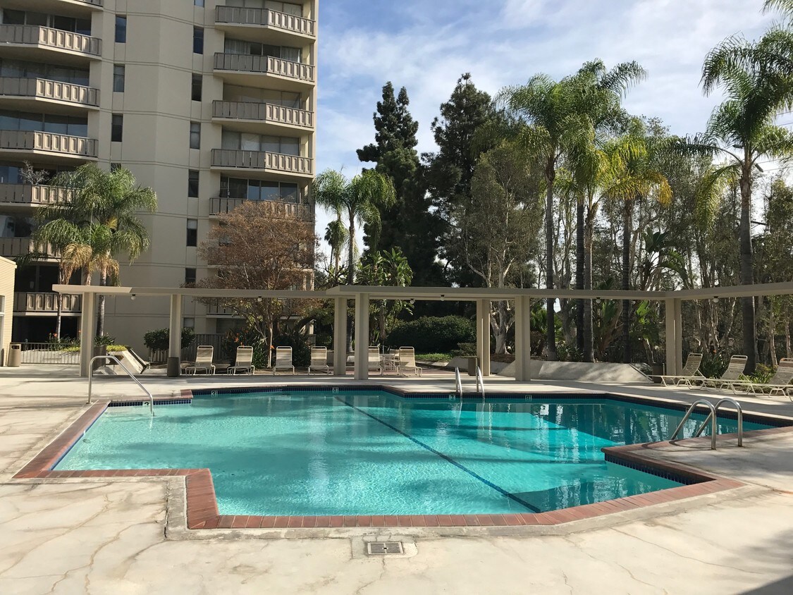 4411 Los Feliz Blvd, Los Angeles, CA 90027 Condo for Rent in Los