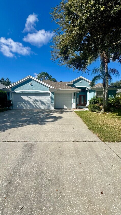 Primary Photo - 480 Bridle Path Way