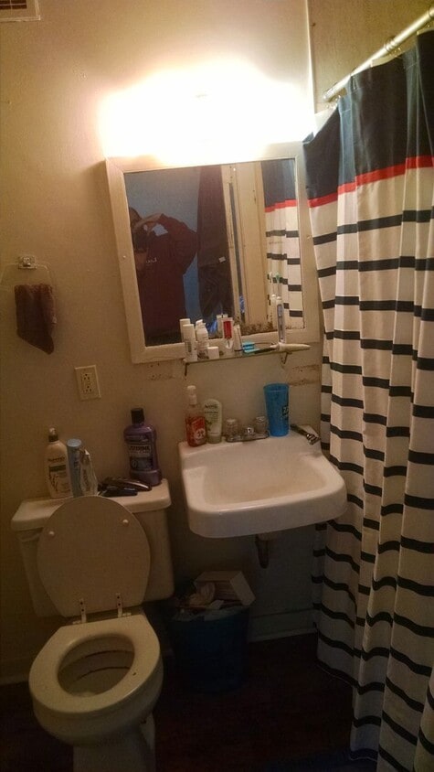 Building Photo - 802 W Illinois St