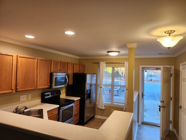 Foto del edificio - 6319 Sweetbay Dr