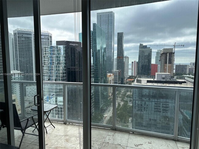 Foto del edificio - 1060 Brickell Ave