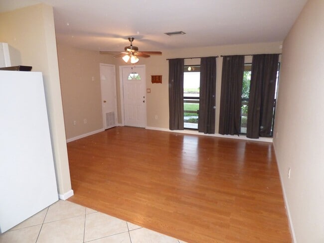 Building Photo - 3074 Broadpoint Dr