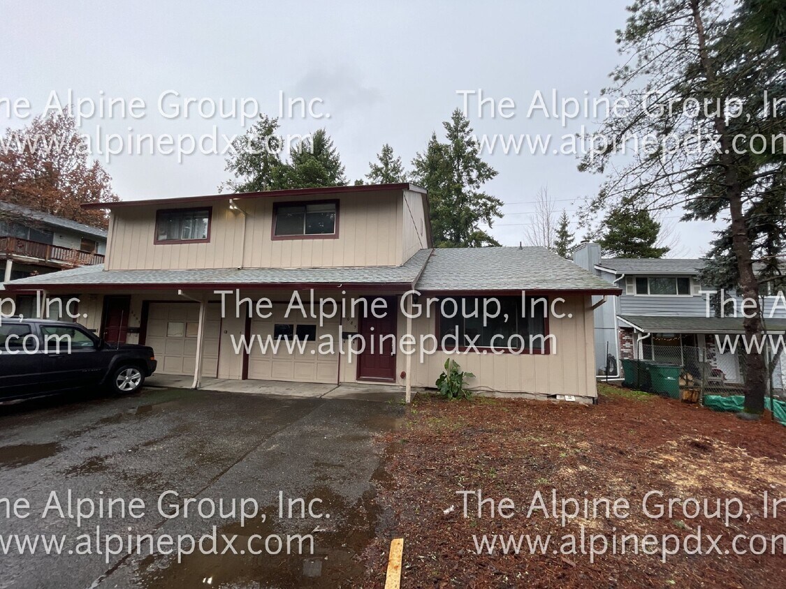 Charming 2Bedroom Duplex with Half Bath i... Room for Rent in