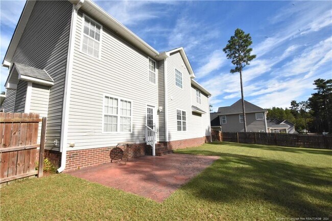 Foto del edificio - 38 Havistock Ct