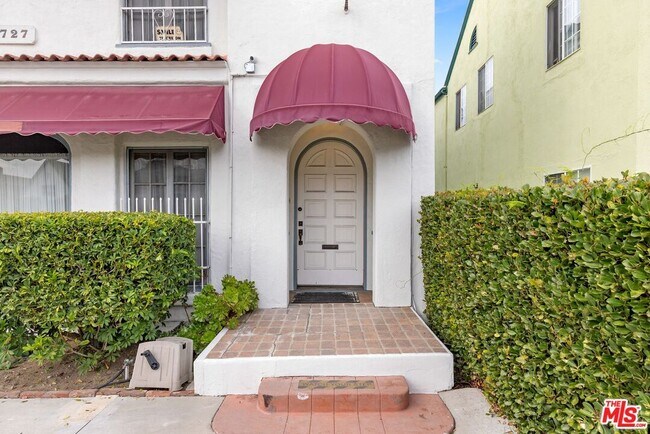 Building Photo - 727 Crenshaw Blvd