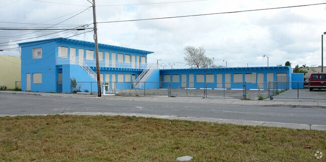 Foto del edificio - 419 SW 2nd Ave